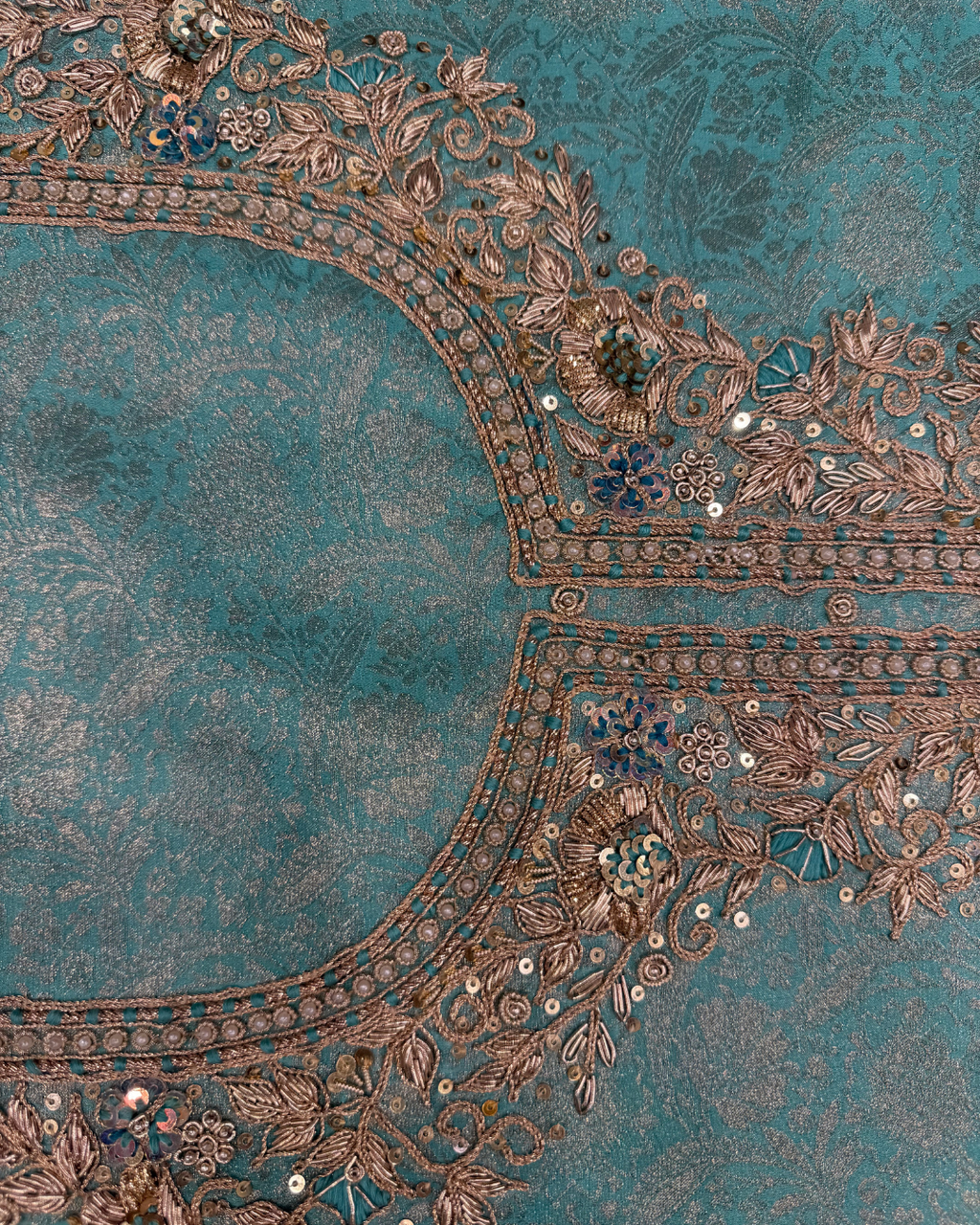 Noorani Banarsi Organza Unstitched Suit Set