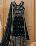 Noor-e-Zari Naira Suit