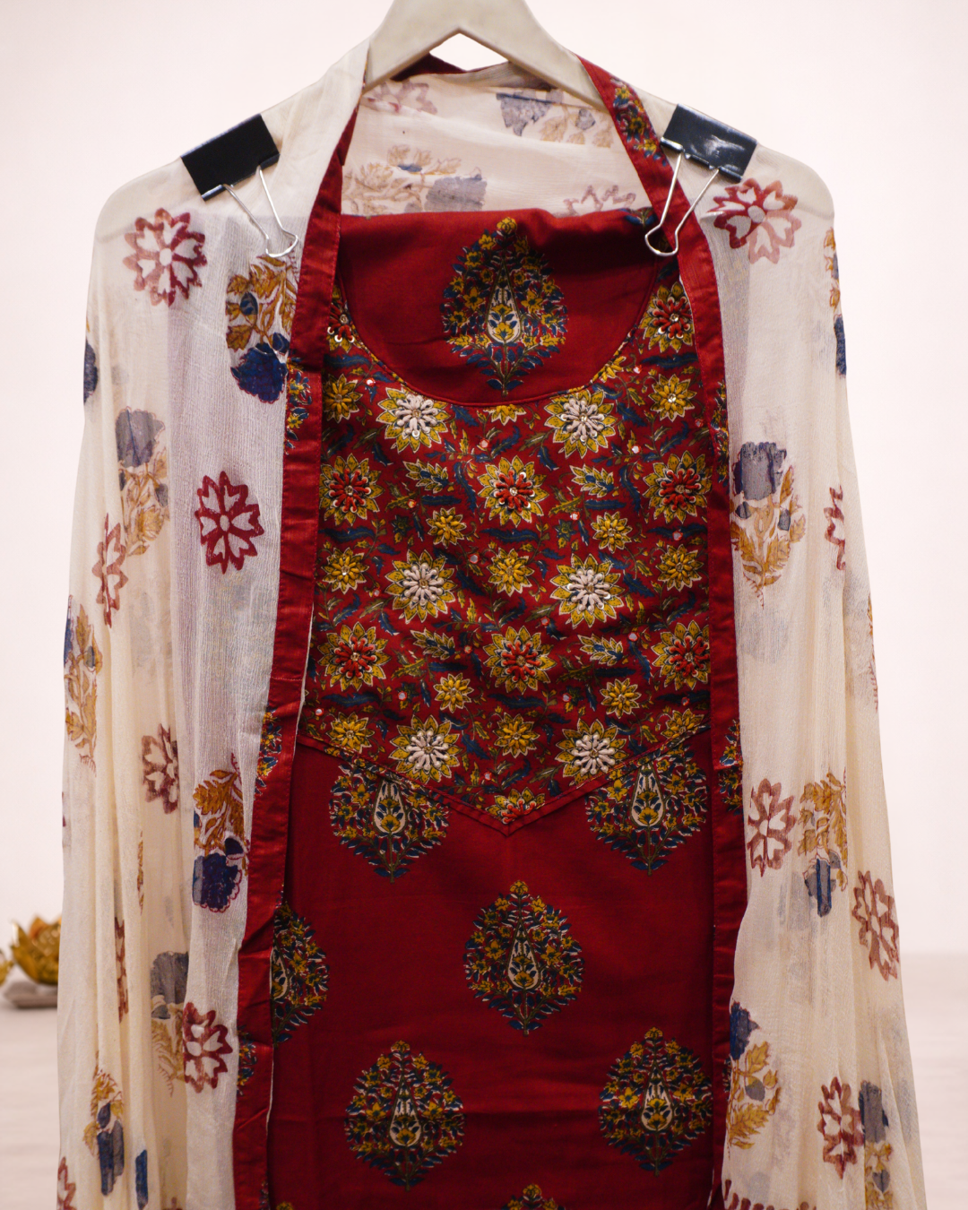 Zariya Cotton Unstitched Suit Set with Georgette Dupatta