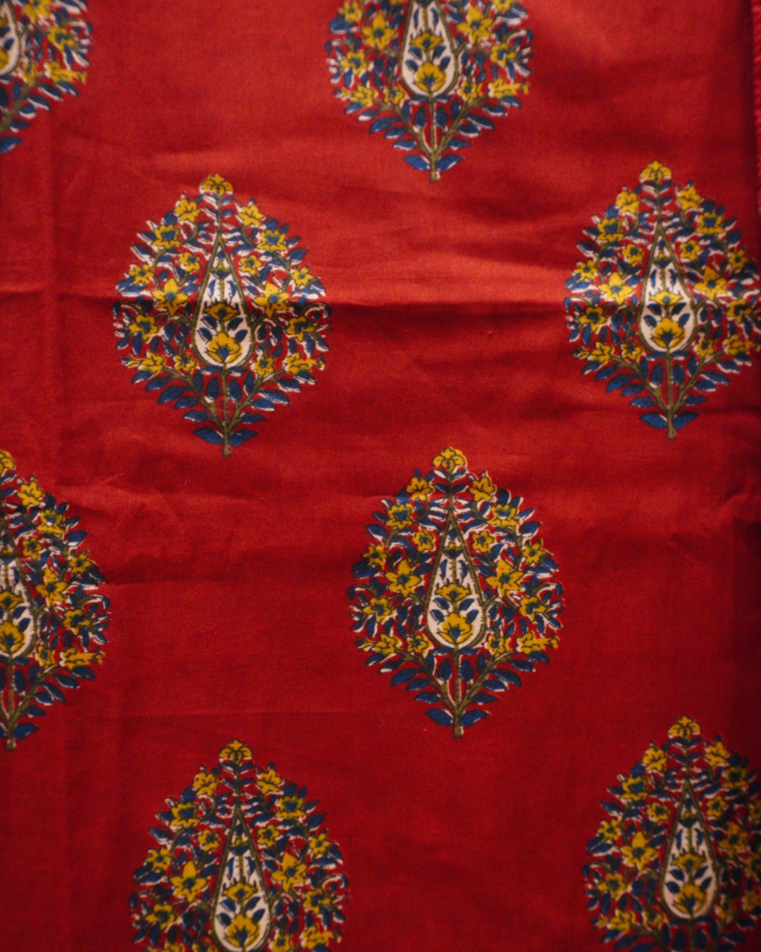 Zariya Cotton Unstitched Suit Set with Georgette Dupatta