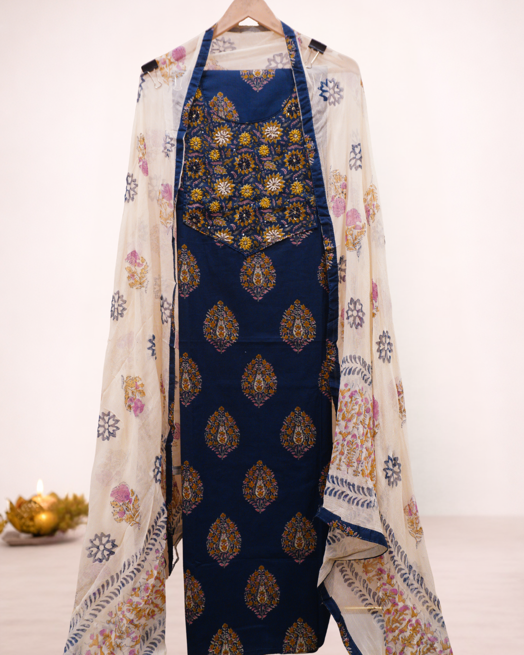 Zariya Cotton Unstitched Suit Set with Georgette Dupatta