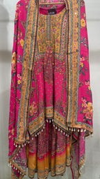 Noor Elegance Crêpe Suit