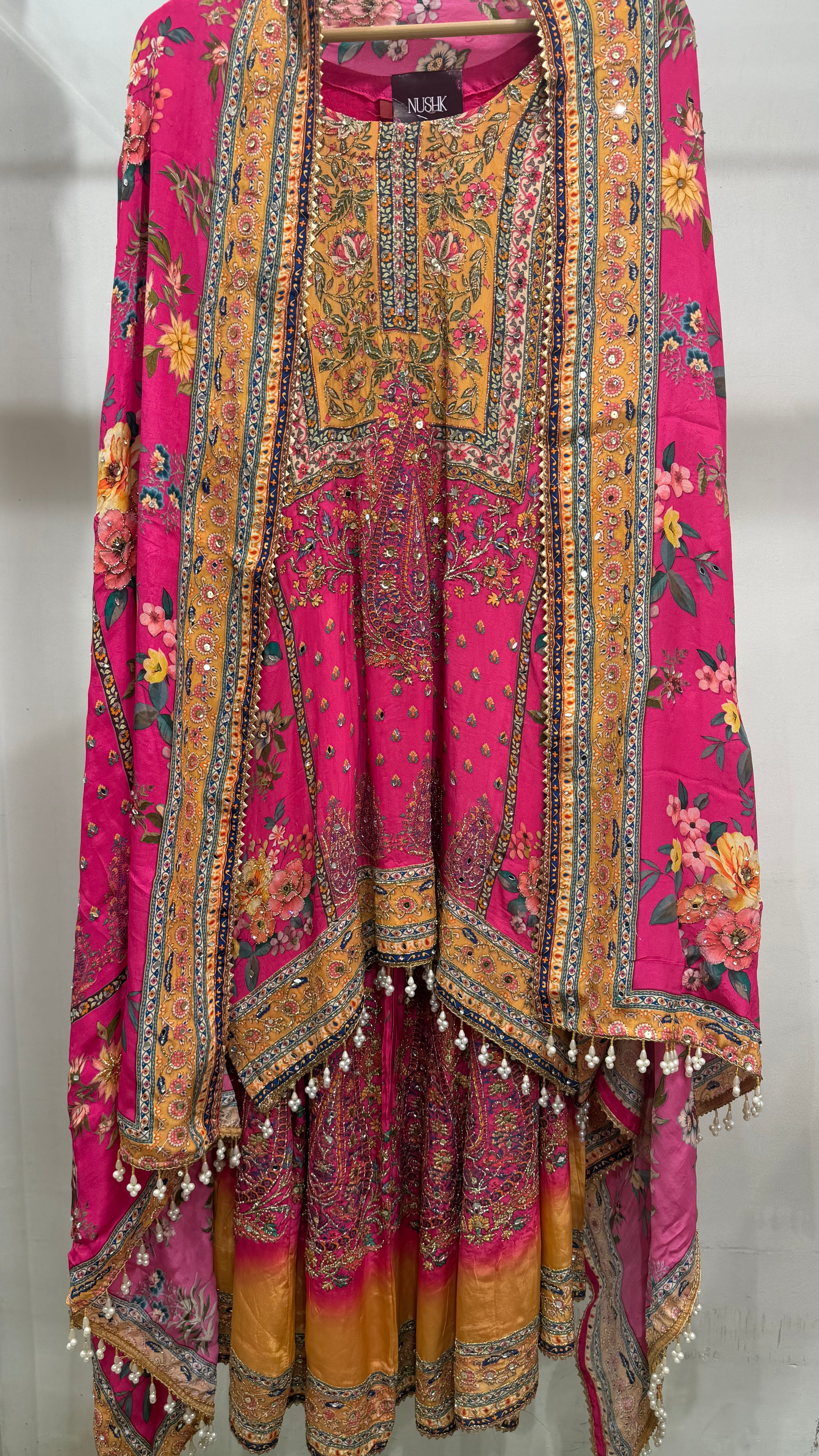 Noor Elegance Crêpe Suit