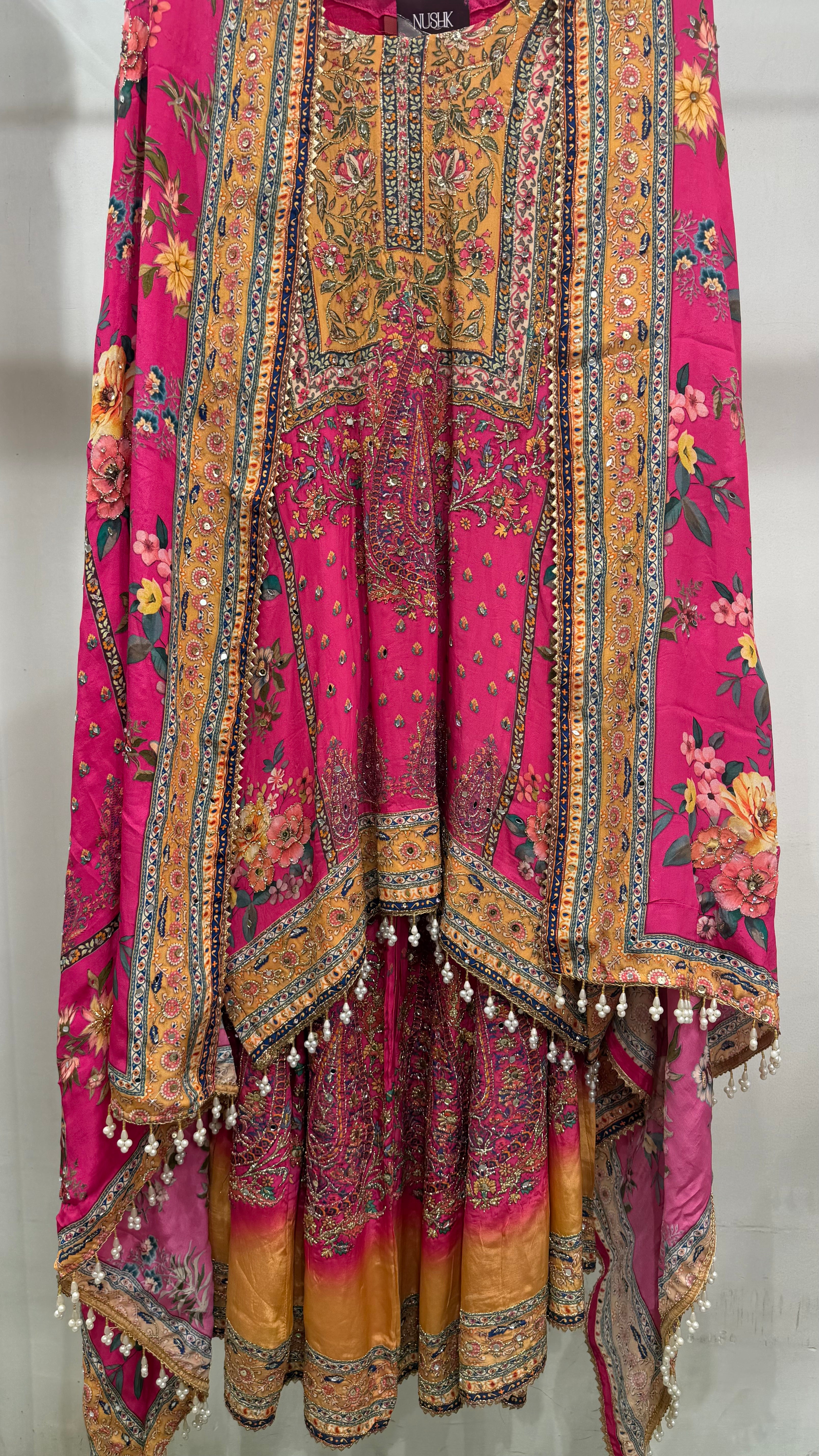 Noor Elegance Crêpe Suit