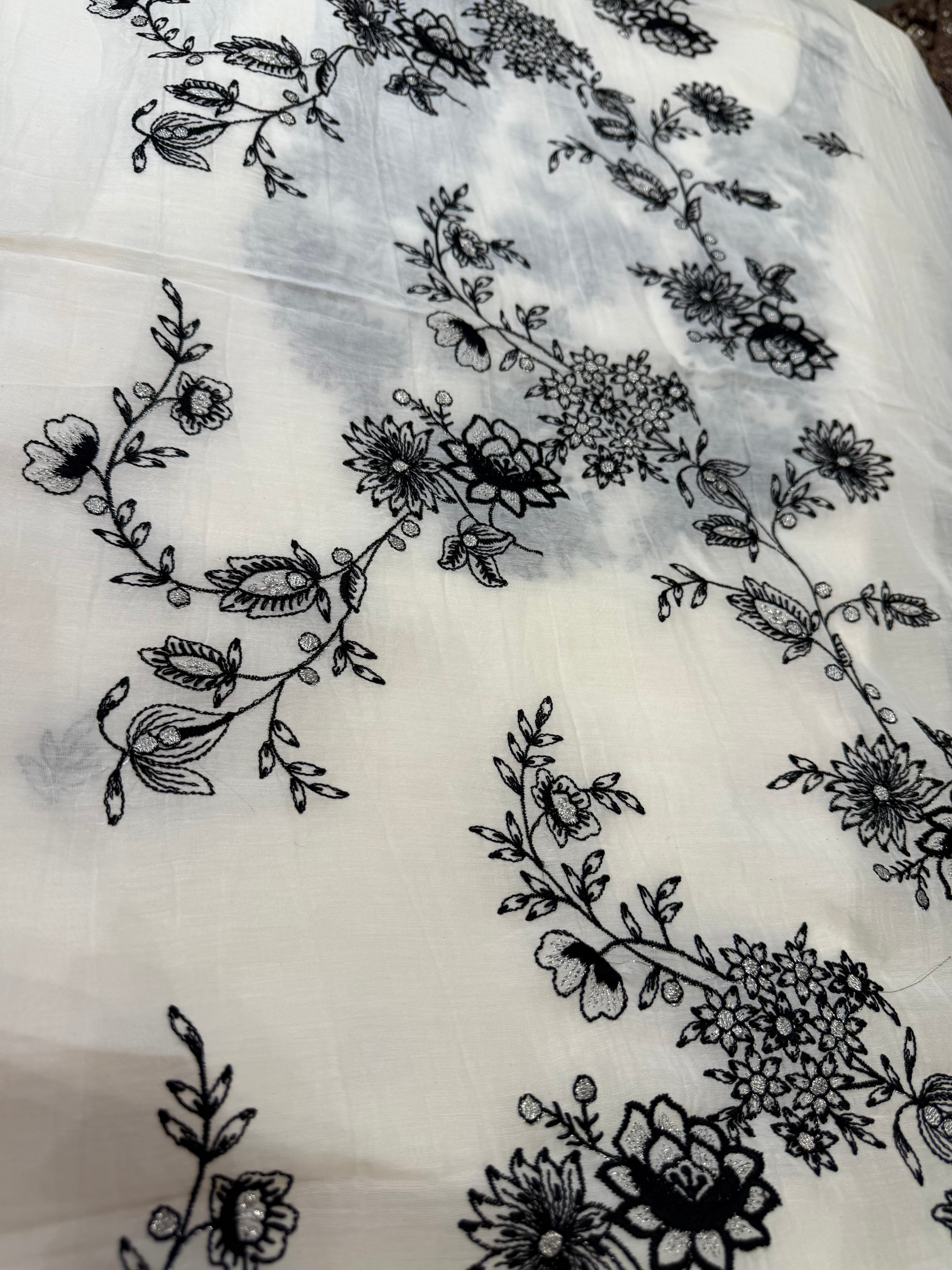 Noor Threadwork Mulcotton