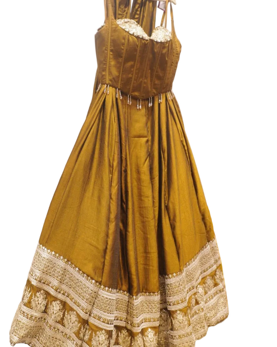 Riwaayat Zari Lehenga