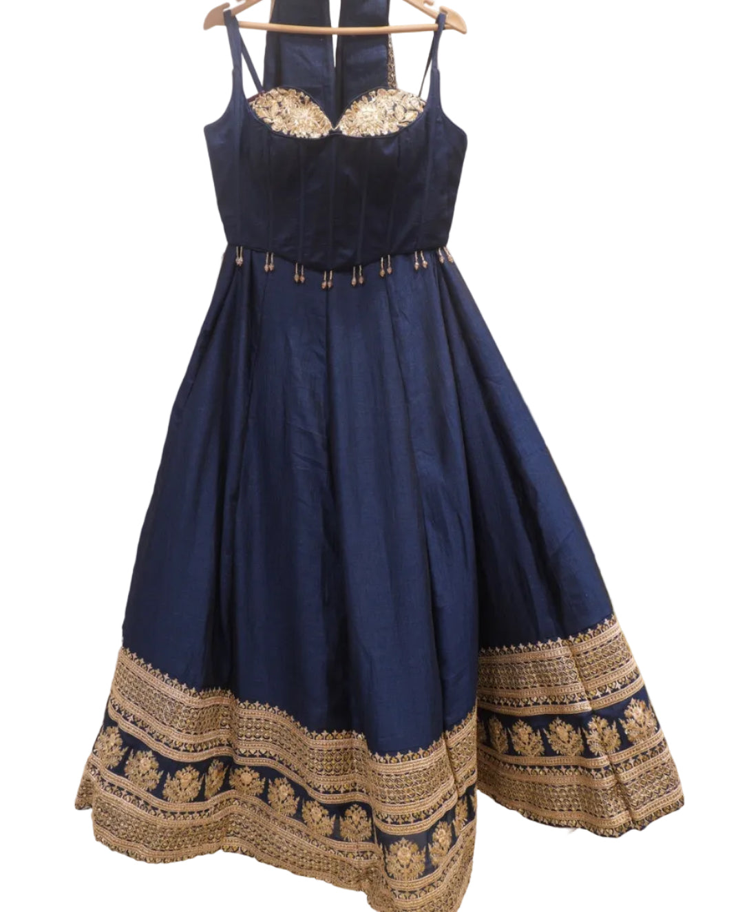 Riwaayat Zari Lehenga